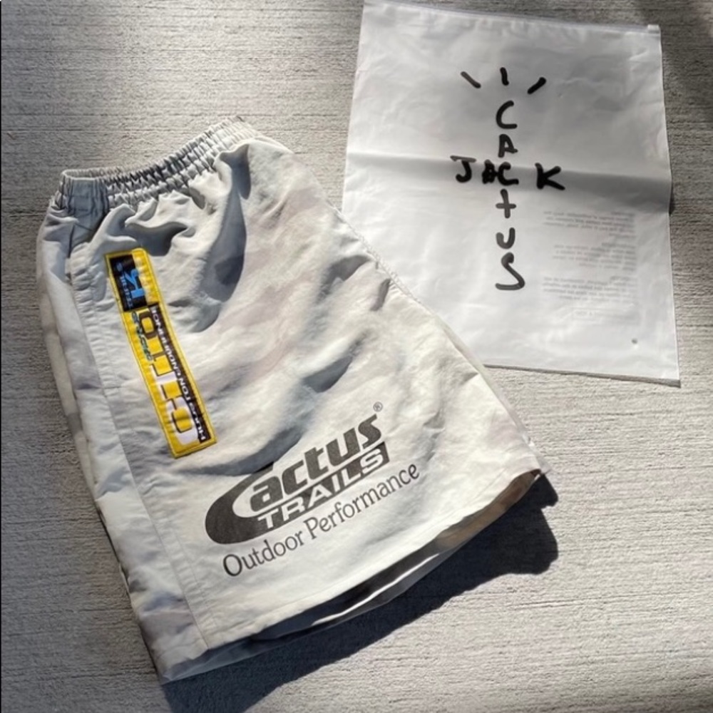 Travis Scott shorts